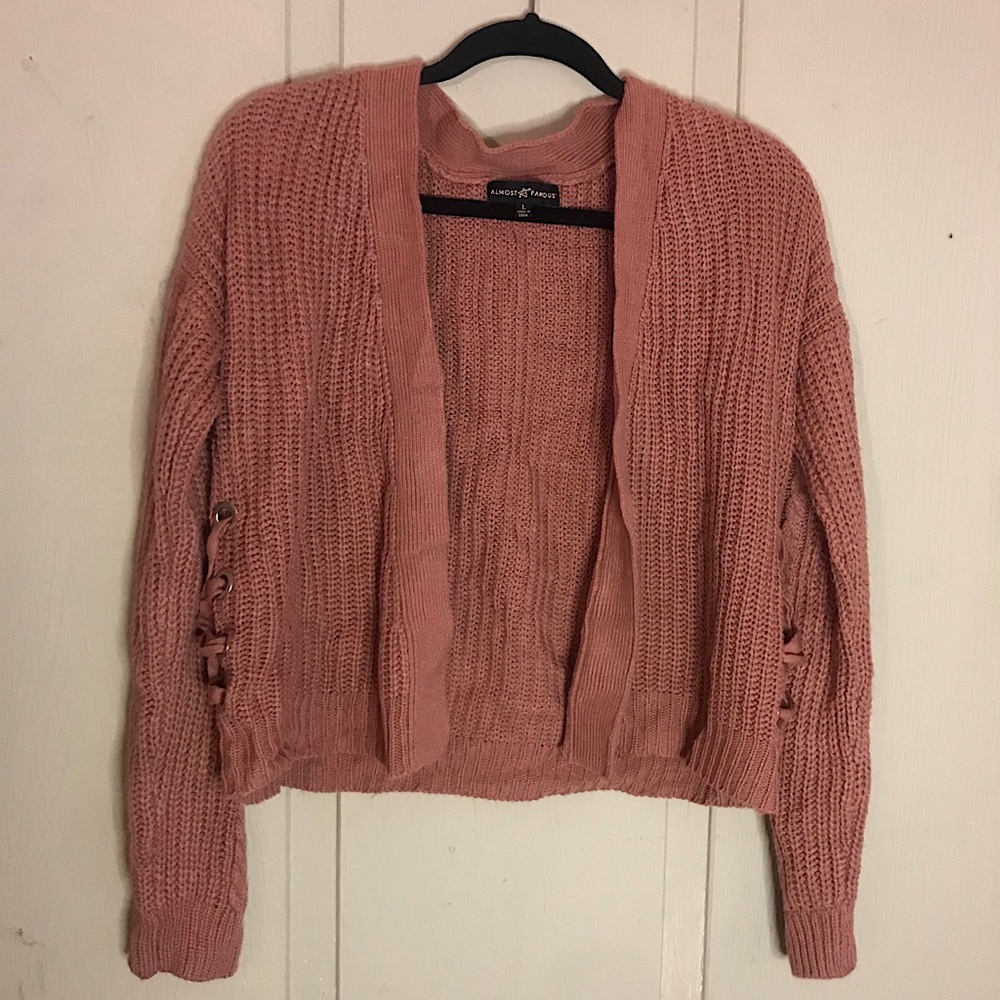 KNIT CARDIGAN